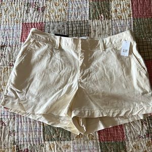 Gap City Shorts Ivory Sz 14